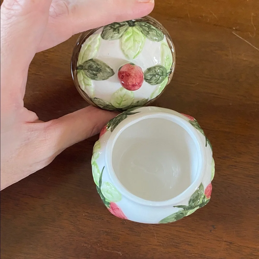 Tuscany Strawberry Ceramic Serving Tray Sugar Creamer Set Coffee Tea Server
